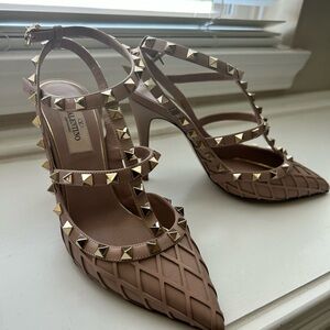 Valentino Garavani Rockstud Heels